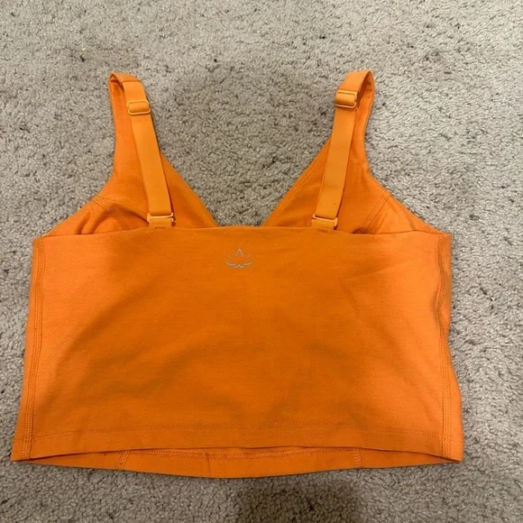 Beyond Yoga Top - Picture 3 of 3